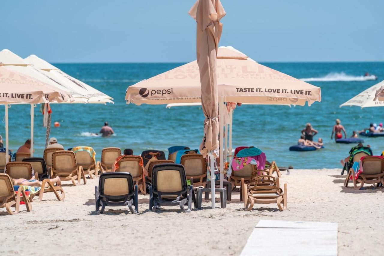 Moonlight Mamaia Apartments Ngoại thất bức ảnh