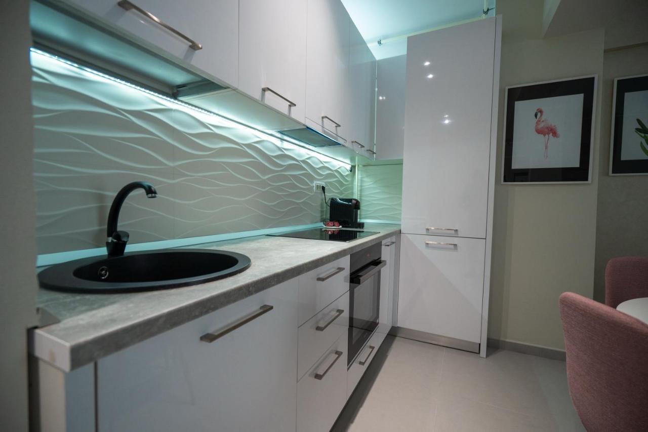 Moonlight Mamaia Apartments Ngoại thất bức ảnh