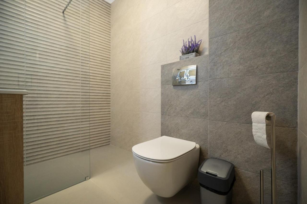 Moonlight Mamaia Apartments Ngoại thất bức ảnh