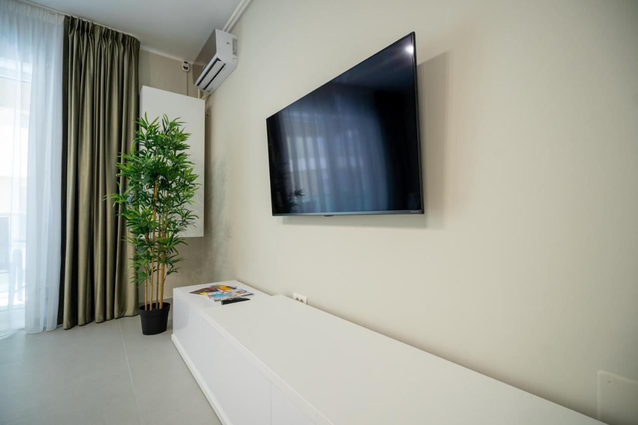 Moonlight Mamaia Apartments Ngoại thất bức ảnh